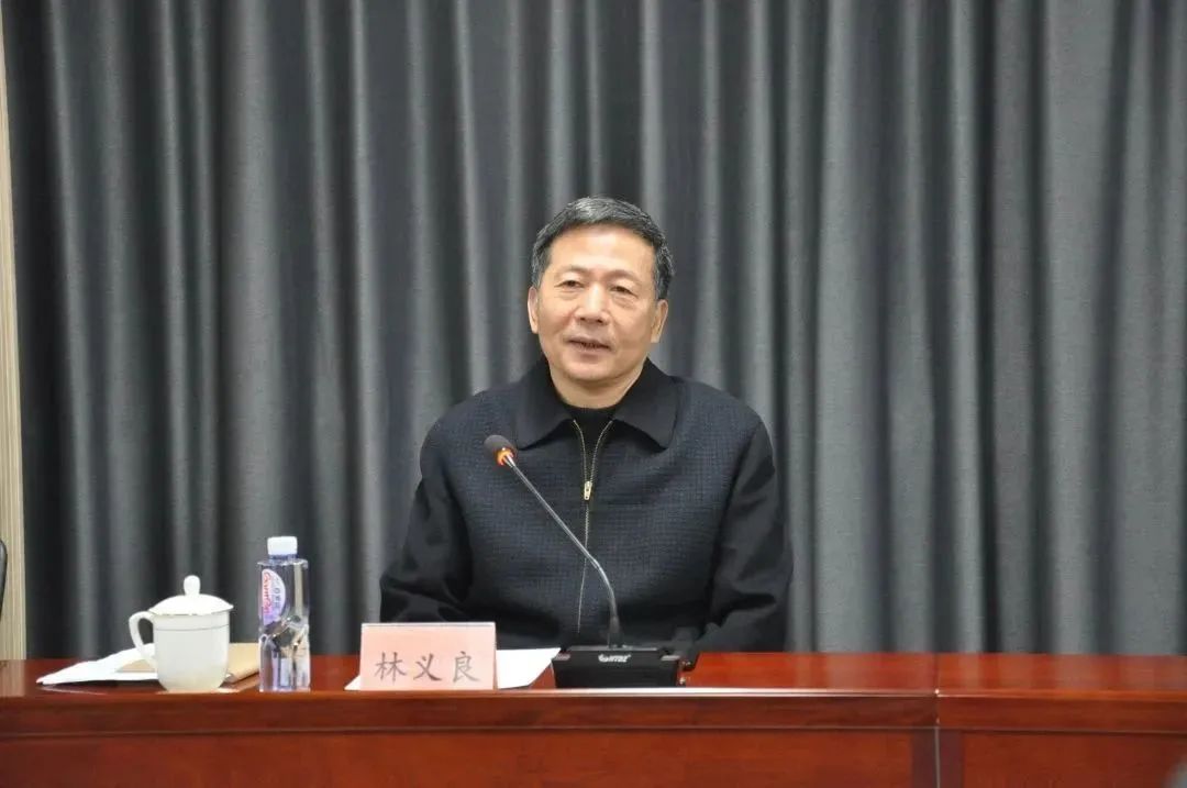 海峡出版发行集团党委书记、董事长林义良带队到betway西汉姆联官网开展调研